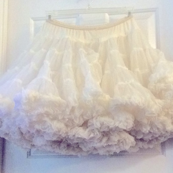 Retro can-can slip - Picture 3 of 4